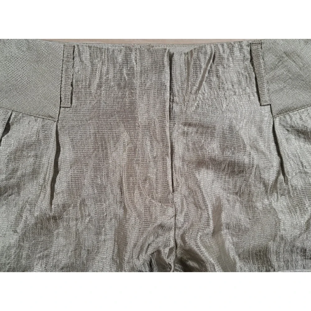 Express Womens Metallic Champagne Pleated Cuffed Dress Shorts Gold Size 10 - Picture 9 of 9